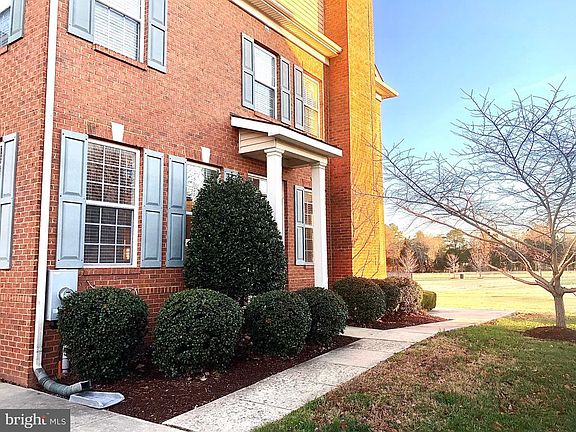 3rd image of 1024 Llano Dr
