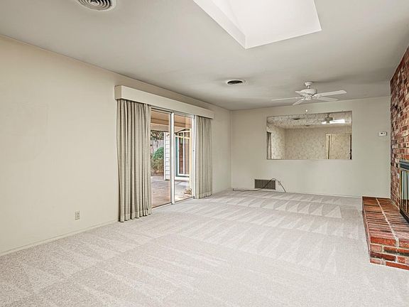 5th image of 4518 Montgomery Drive
