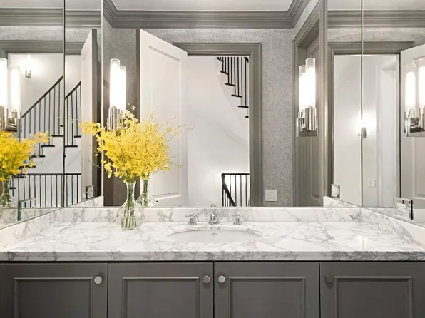 67 East 82nd Street image 7 of 25