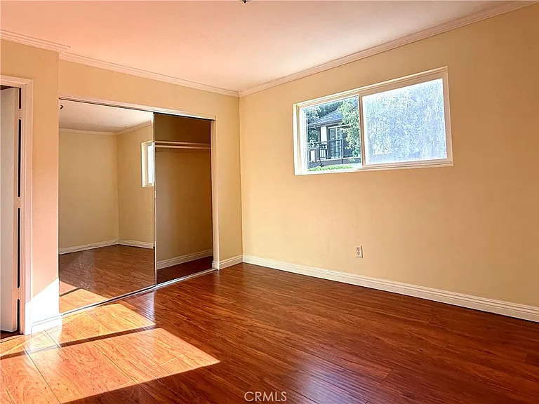 414 Mariposa Ave #B — Photo 6