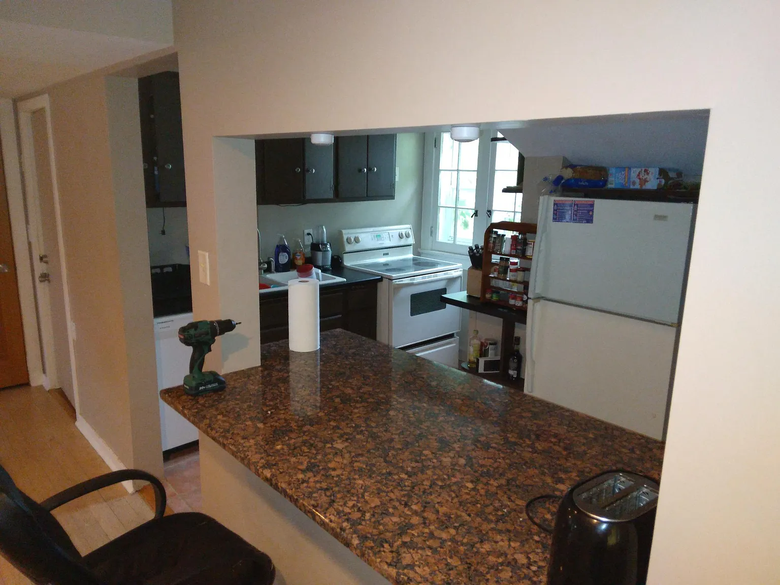3 bed, $1,150 — Photo 3