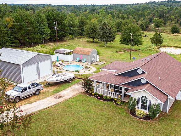 2nd image of 9042 County Road 3120 N