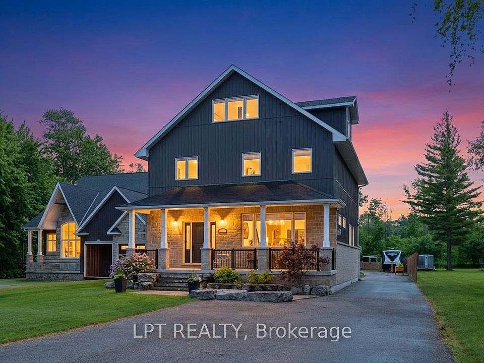 1st image of 165 Lake Dr E