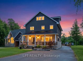 165 Lake Dr E, Georgina, ON L4P3E9