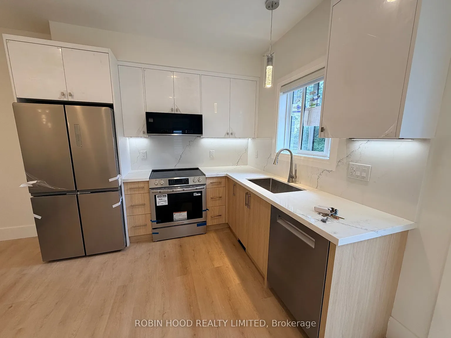 3 bed, $4,200 — Photo 3