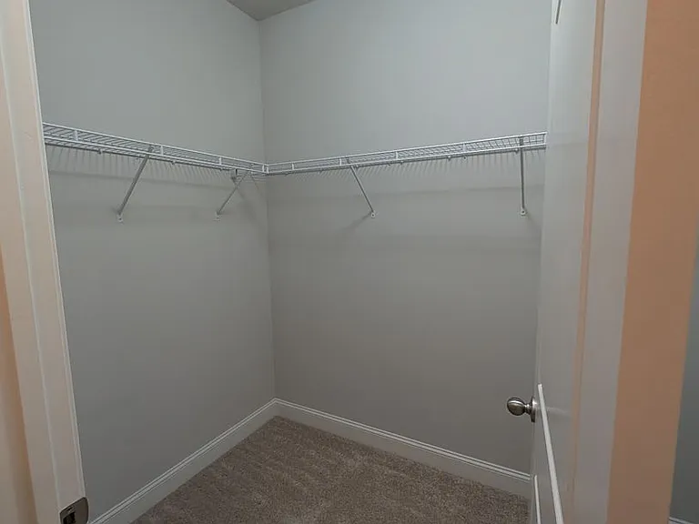 207 Blackwood Dr NW — Photo 20