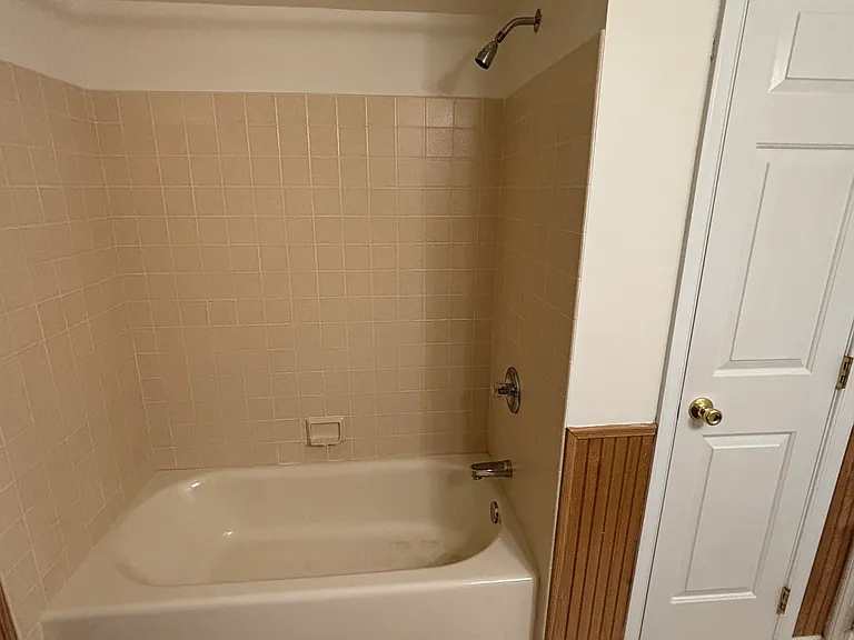 408 Tamarack Dr — Photo 43