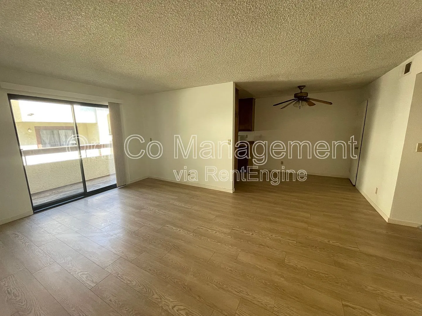 2 bed, 2.0 bath, 843 sqft, $2,450 — Photo 3