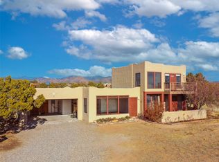 7 Cerrado Rd, Santa Fe, NM 87508