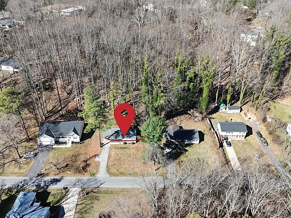 2nd image of 29853 Hillview Dr