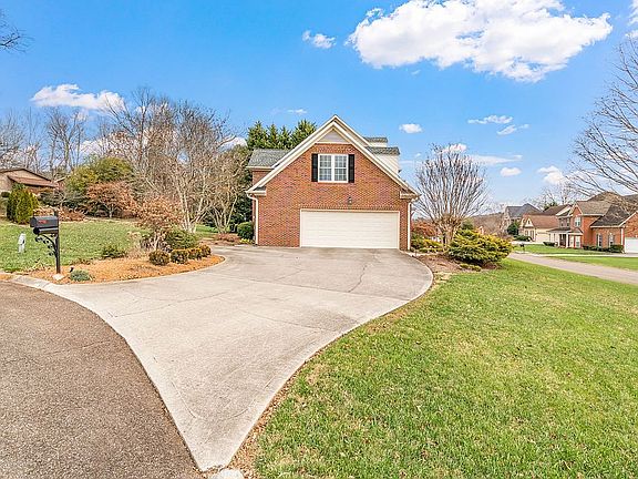 3rd image of 200 Brechin Ln