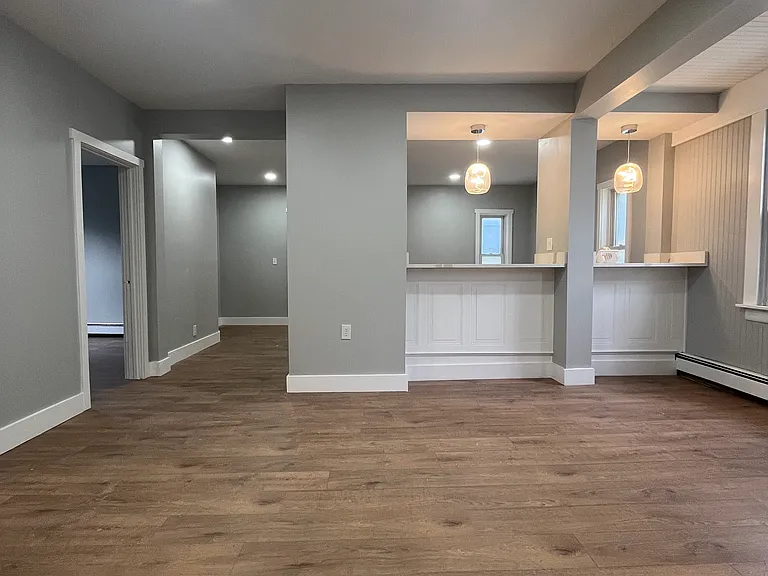 160 Agawam St #2 — Photo 6