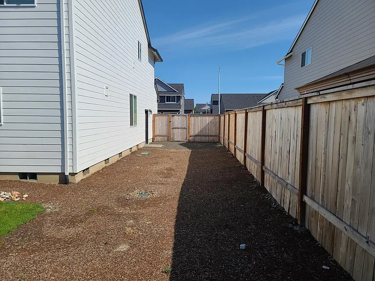695 E Erica St — Photo 8