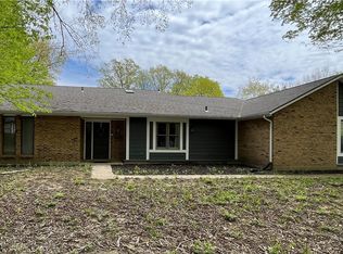 3520 Pebble Creek Dr, Dayton, OH 45432