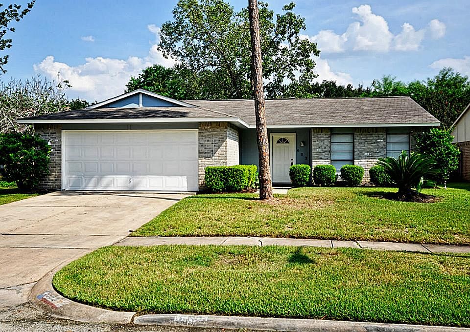 1st image of 602 Jeff Davis Dr
