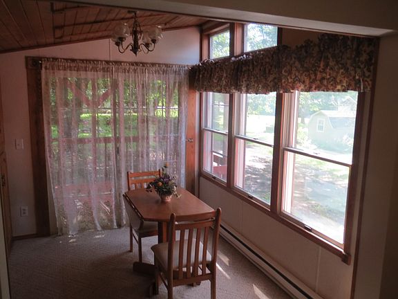 4th image of 1507 N Hinman Ave