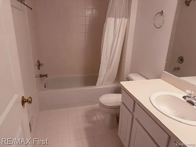 16713 Kensington Dr — Photo 21