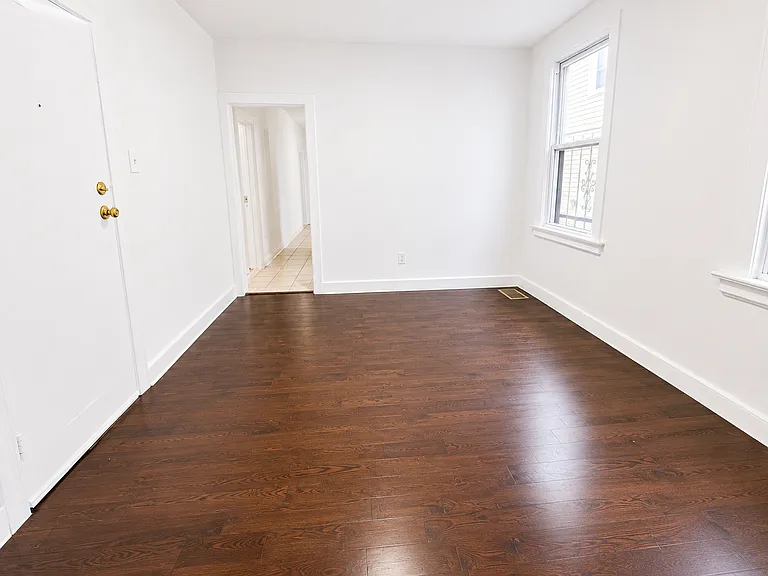233 Rose St — Photo 12