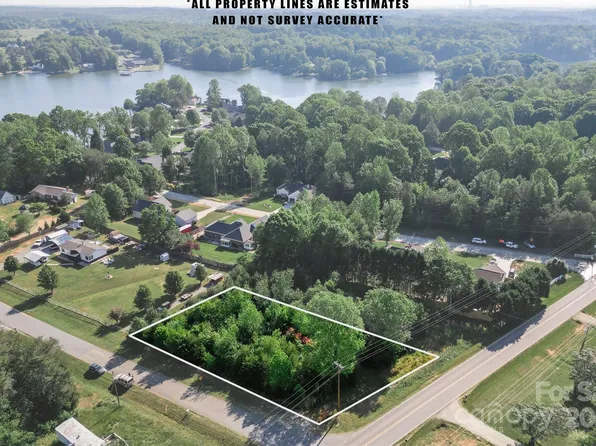 3650 Jefferson St, Sherrills Ford, NC 28673