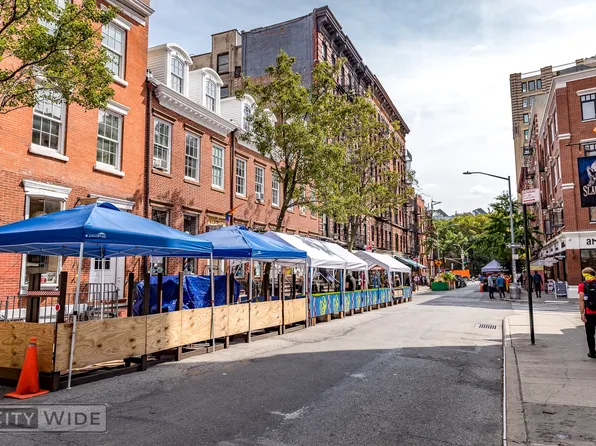 240 Waverly Place image 7 of 7