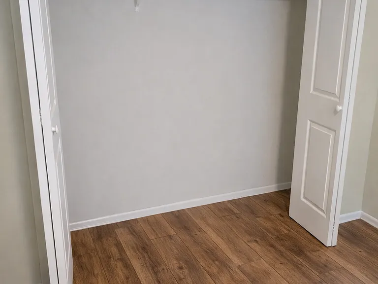 1517 Watrous Dr — Photo 16