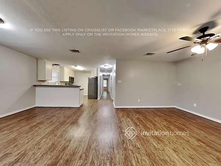 107 Cook St — Photo 4