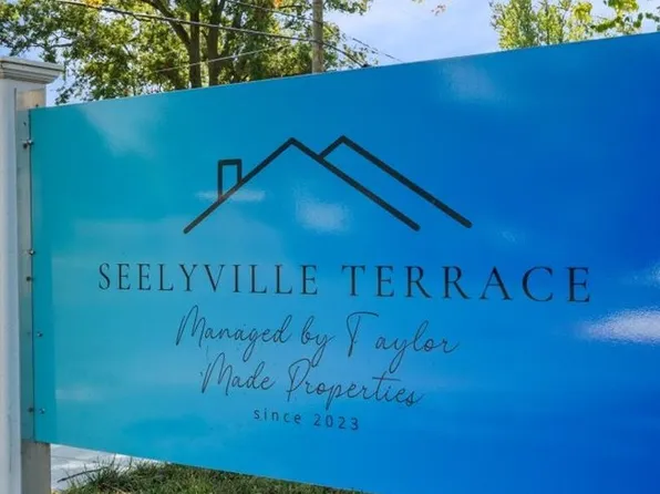 9639 Spur Line Ct #9672, Terre Haute, IN 47803