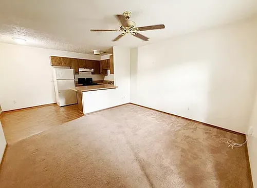922 Pepper Tree Ln #H Photo 1