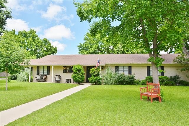 1st image of 2713 Good Shepherd Dr