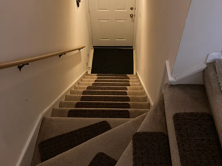 8924 Cardinal Ter — Photo 10