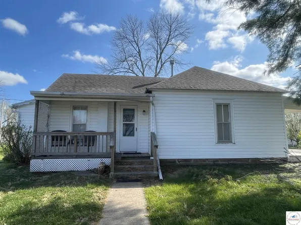 114 N Ash St, Cole Camp, MO 65325