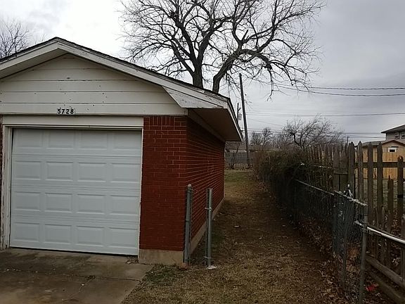 3rd image of 5728 NW Ash Ave