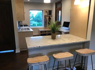 417 N Northwest Hwy #A, Park Ridge, IL