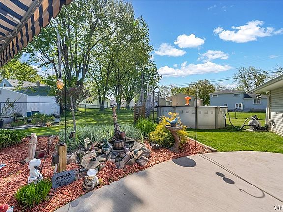 5th image of 13 Coshway Pl