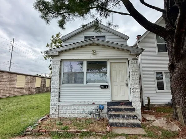 111 E Eichel Ave, Evansville, IN 47711