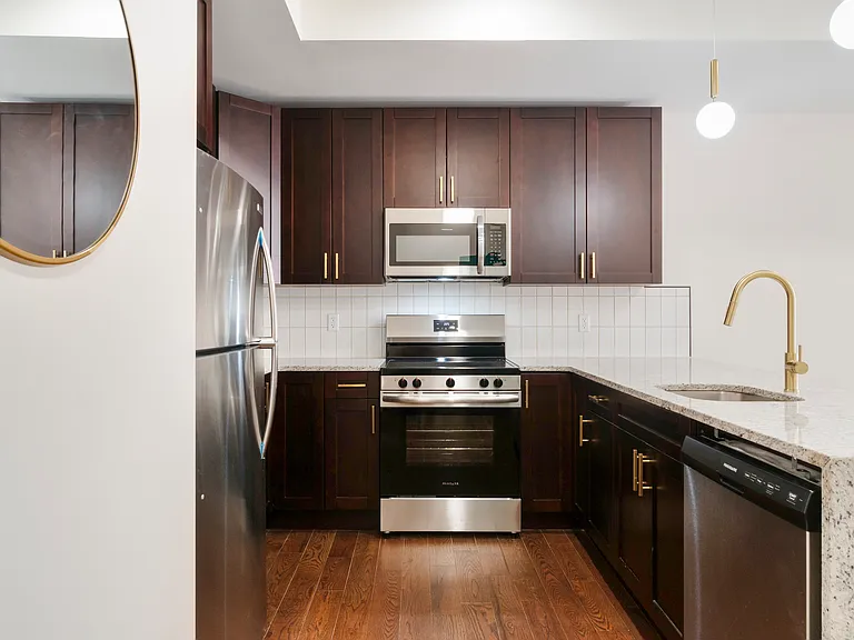 320 E Lanvale St #2 — Photo 8