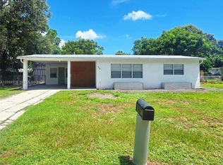 338 Hosbine St, Fort Pierce, FL 34982