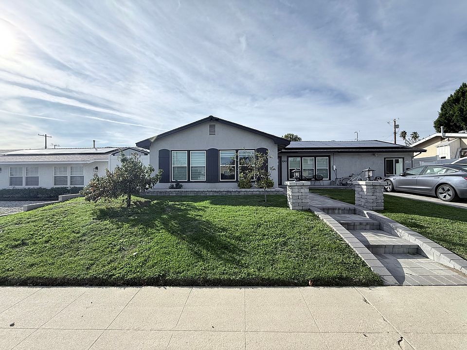 1st image of 11243 McLennan Ave