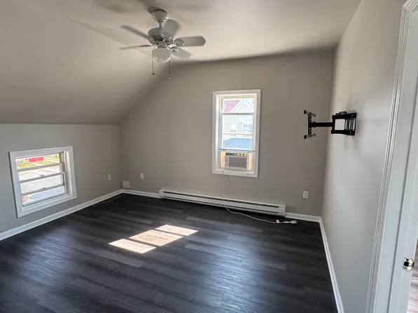57 Webster Ave Floor 2, Providence, RI 02909