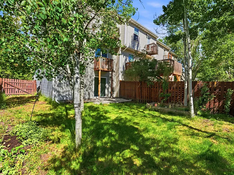 622 N Royal Troon Way — Photo 26