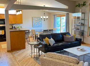 3109 Tamarack Ln SE, Rochester, MN 55904