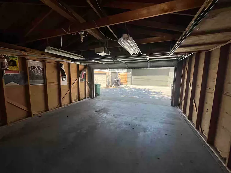 3917 Navajo St — Photo 36