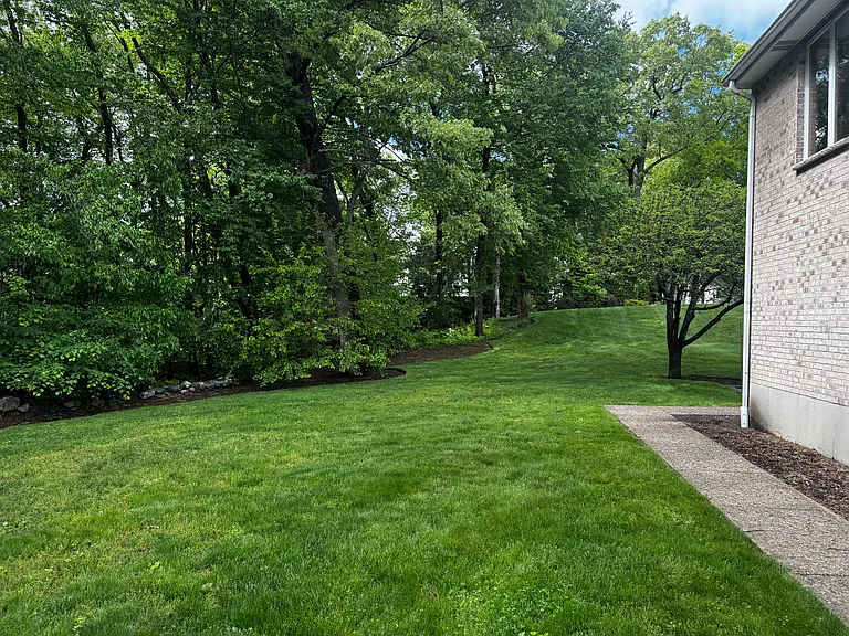 135 Lauricella Ln — Photo 19