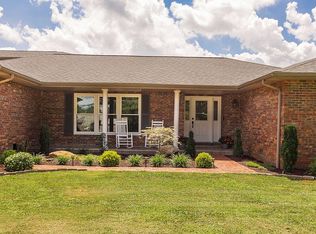 955 W Hancock Rd, Scottsburg, IN 47170