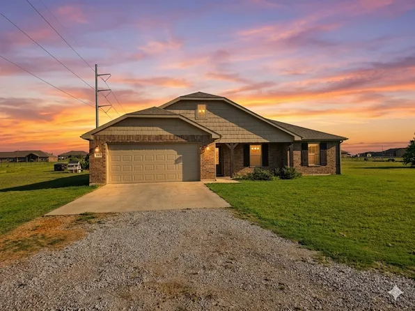 132 W County Road 4213, Decatur, TX 76234