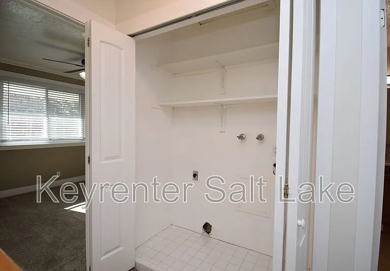 6888 S Hillside Village Cir — Photo 17
