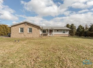 8105 S Berkey Southern Rd, Whitehouse, OH 43571