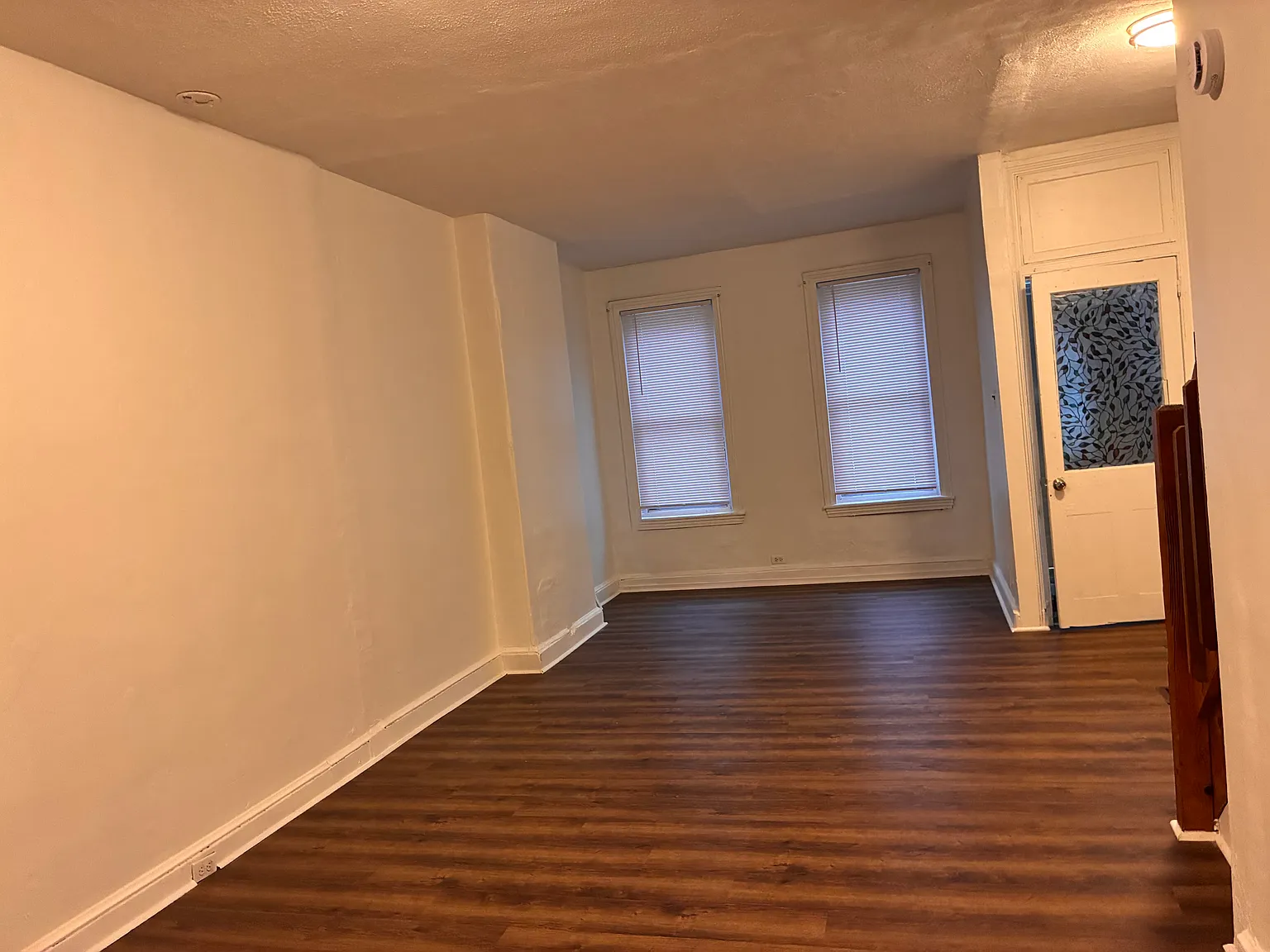 3 bed, 1108 sqft, $1,450 — Photo 2