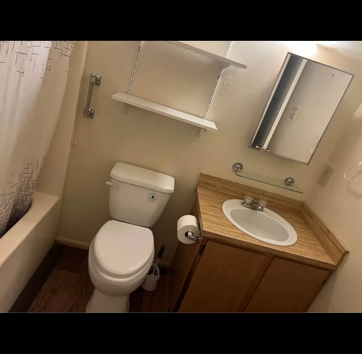 2 bed, 900 sqft, $1,095 — Photo 4