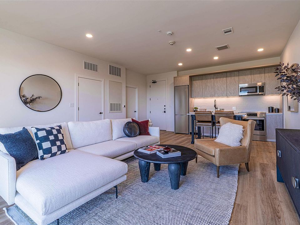 1st image of 4315 S Congress Ave #205